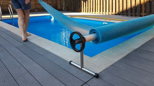 Bâches de piscine : trouvez la protection qui vous convient